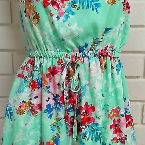 BeBop Floral High Low Criss Cross Elastic Tie Waist Mini Dress. Size Small - Picture 4 of 10